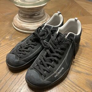 Scarpa Men’s Climbing Shoes Black Size 11